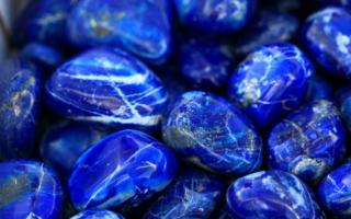 Pojďme si probrat, pro koho je kámen lapis lazuli vhodný