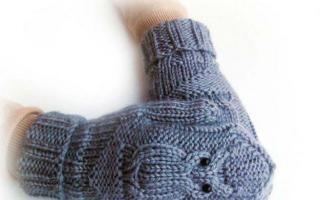 Лесни за плетене ръкавици с шарка на бухал