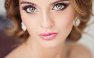 All the nuances and subtleties of makeup for girls with green eyes